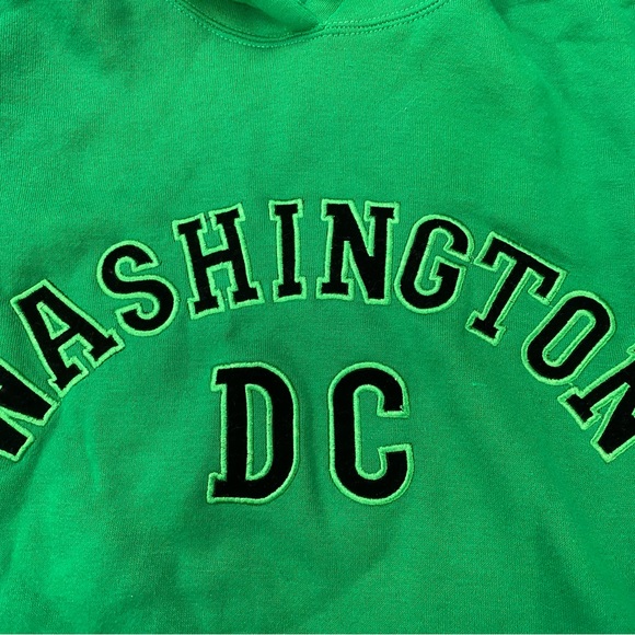 Adult Large Green Embroidered & Stitched Washington DC Hoodie - Picture 5 of 16